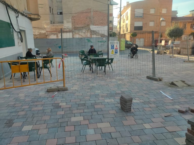Lee más sobre el artículo COLOCACION DE ADOQUINES TRES FORMATOS ALCANTARILLA-MURCIA